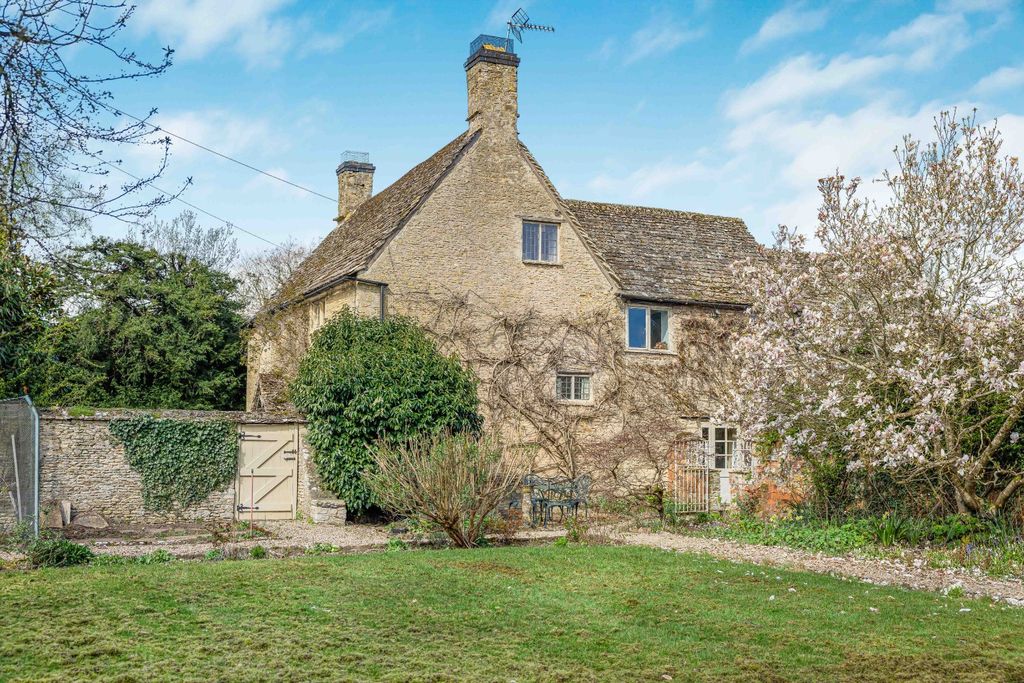 Property photo 1 of 24 Picture No. 31