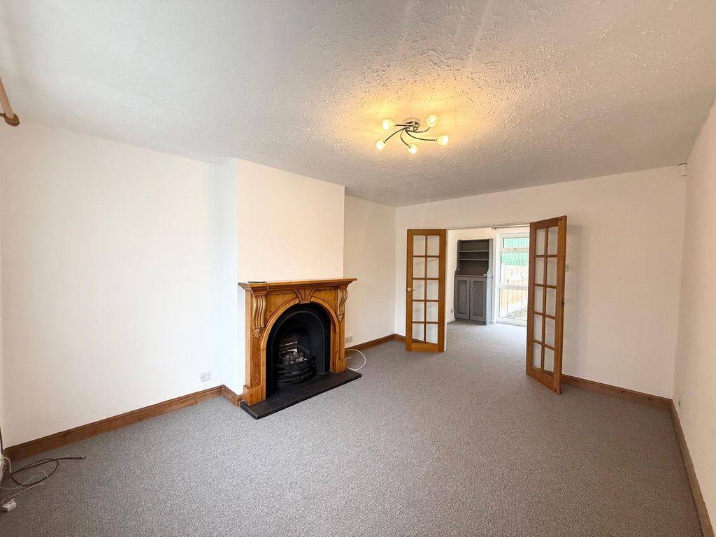 Property photo 3 of 19 Picture No. 07