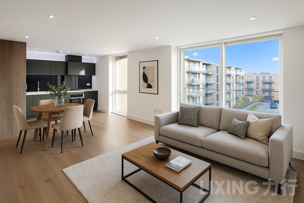 Property photo 2 of 8