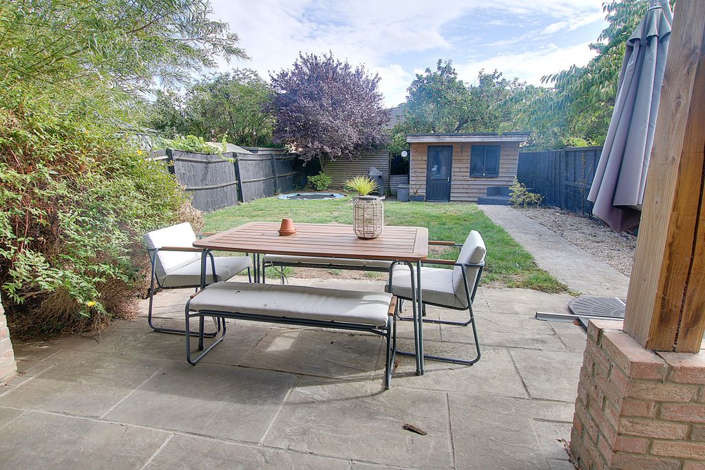 Property photo 3 of 19