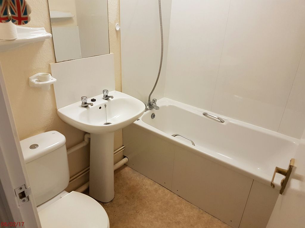 Property photo 2 of 4