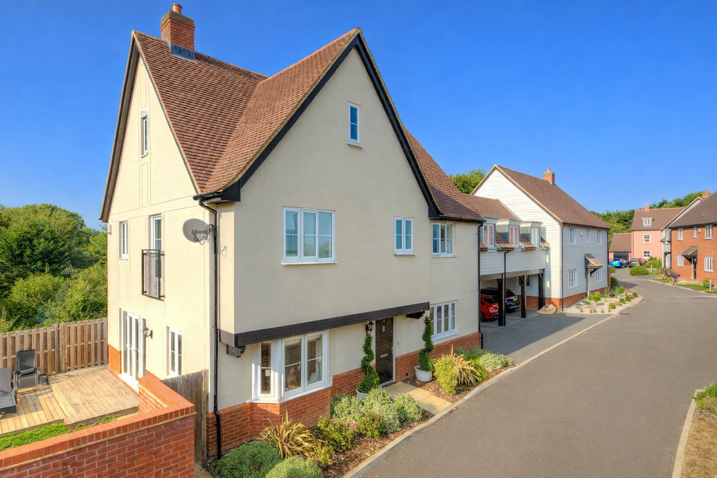 Property photo 2 of 33