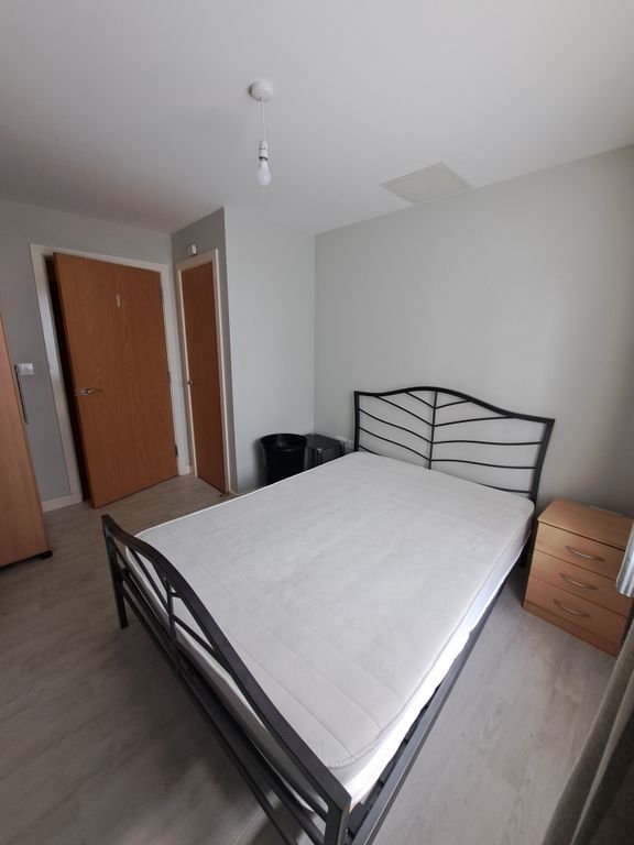 Property photo 3 of 10 Bedroom