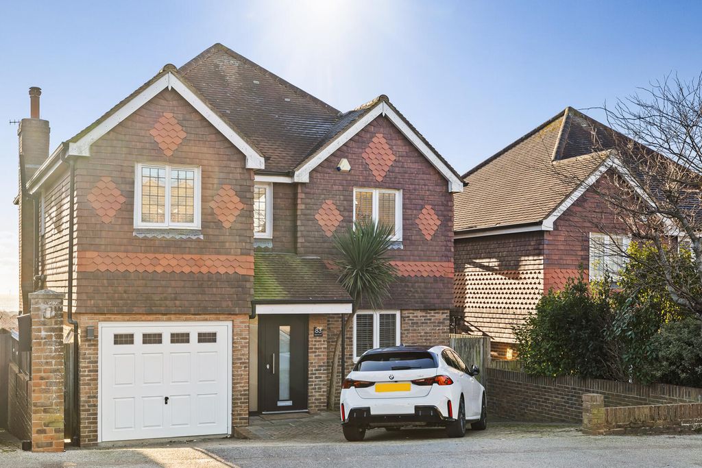 Property photo 1 of 23 Front (Exterior)