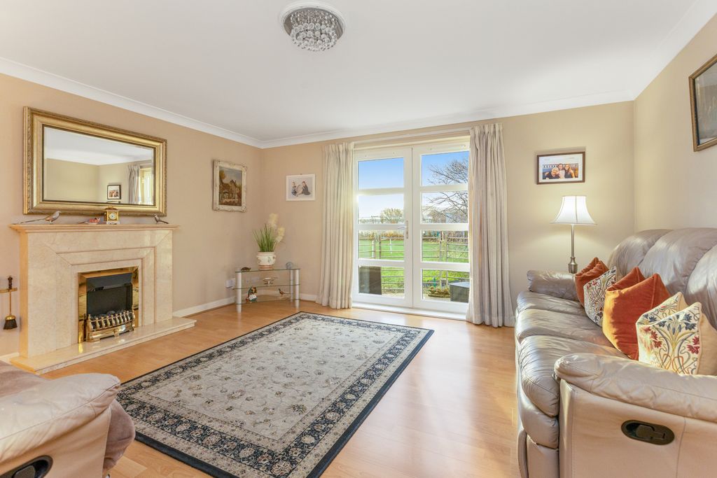 Property photo 2 of 19 Property Image 2