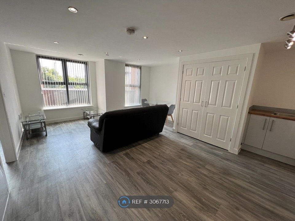 Property photo 2 of 6