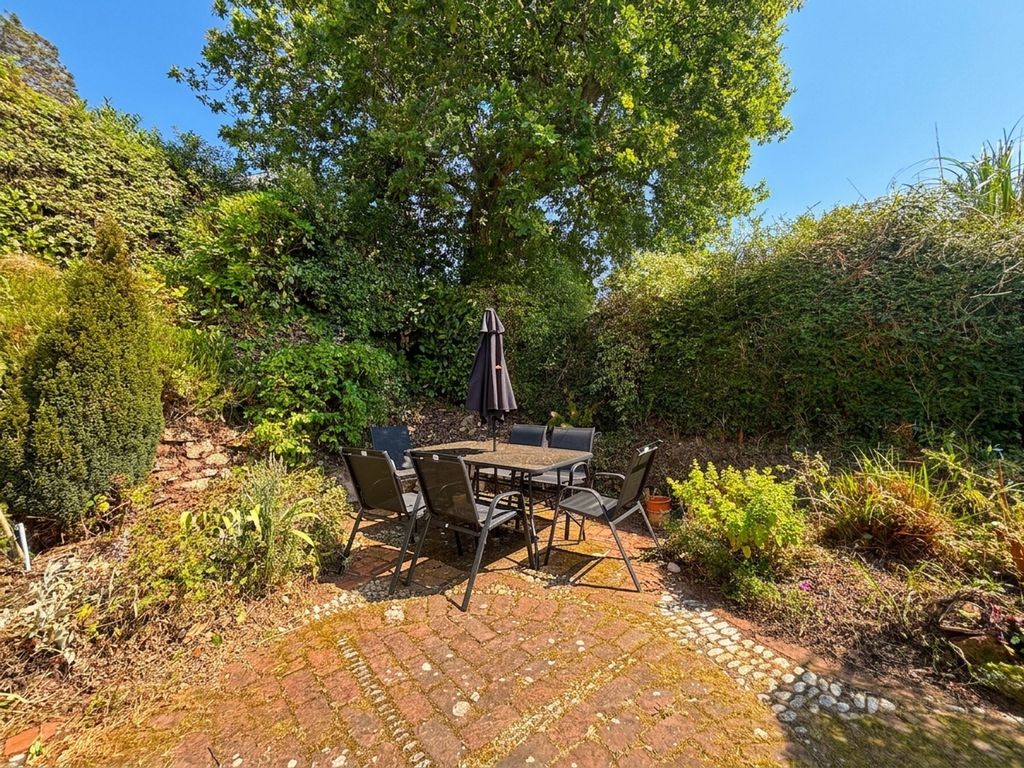 Property photo 2 of 22