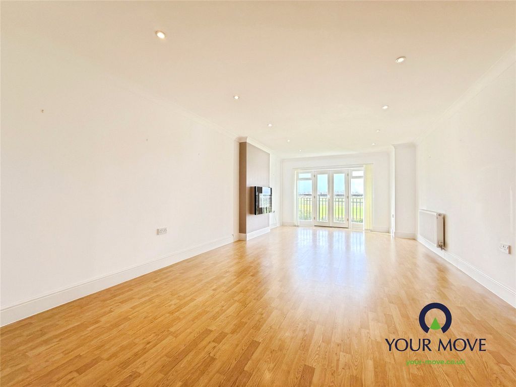 Property photo 2 of 12 Picture No. 03