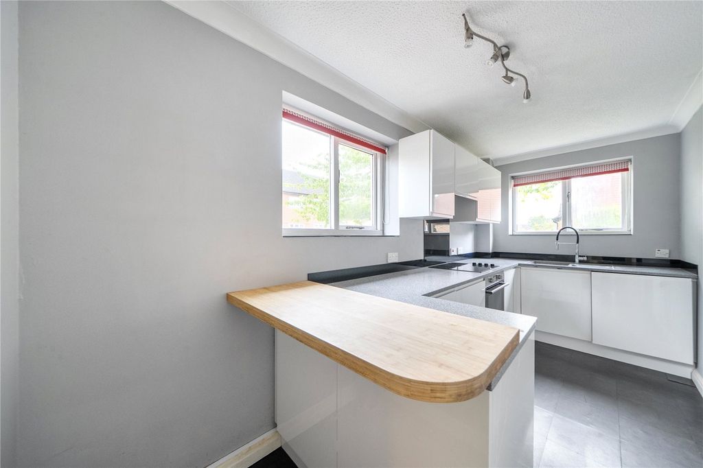 Property photo 2 of 11 Picture No. 09