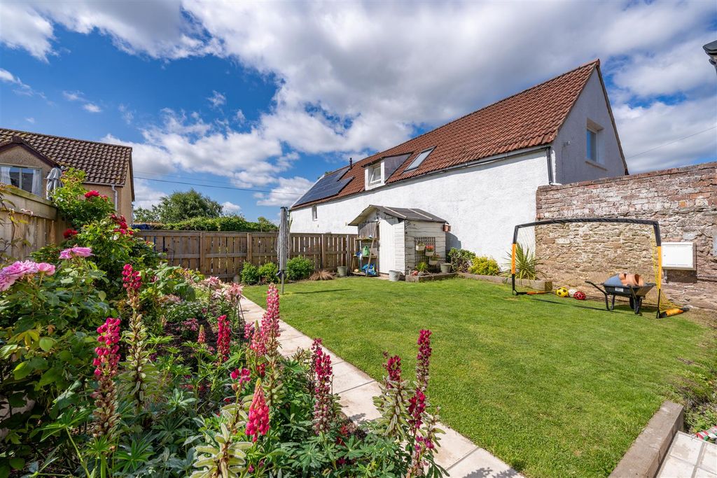 Property photo 2 of 20 12_High_Street-27.Jpg