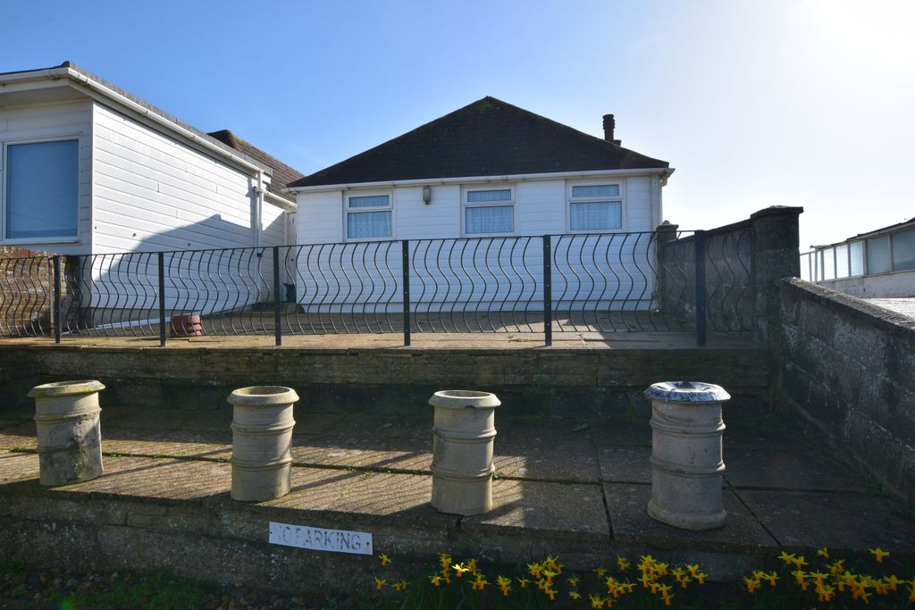 Property photo 1 of 28 Front Elevation