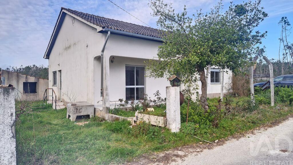 Property photo 1 of 39
