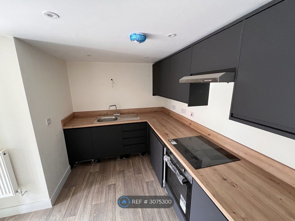 Property photo 2 of 20 Kitchen