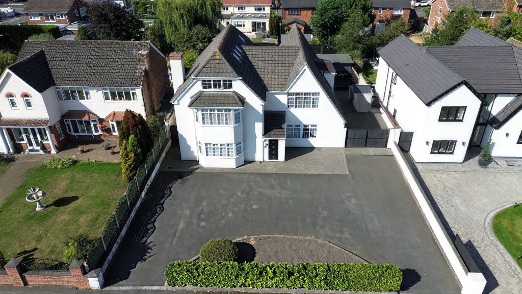 Property photo 1 of 31