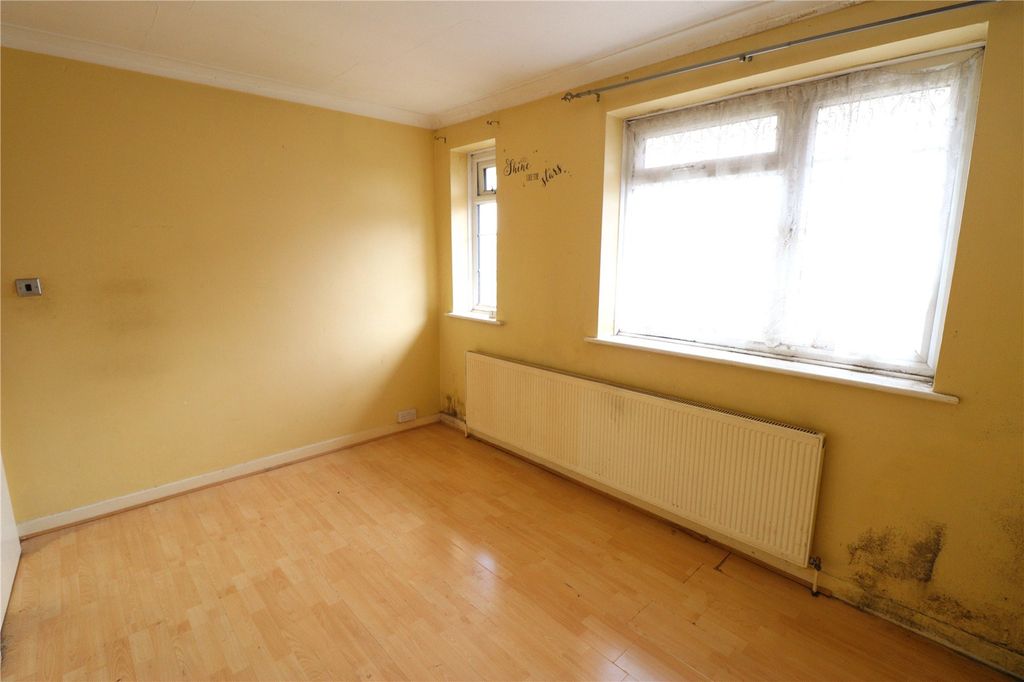 Property photo 3 of 8 Picture No. 03