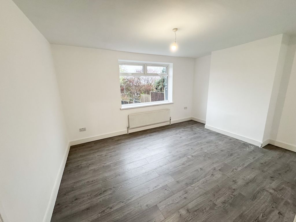 Property photo 2 of 11 Img_0347