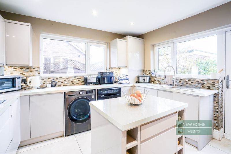 Property photo 3 of 22 Photo 17