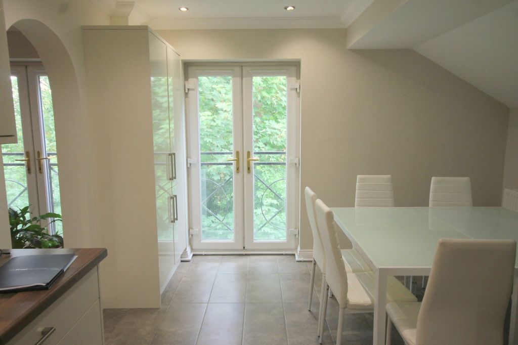 Property photo 1 of 8 Main Image 1 (Main)
