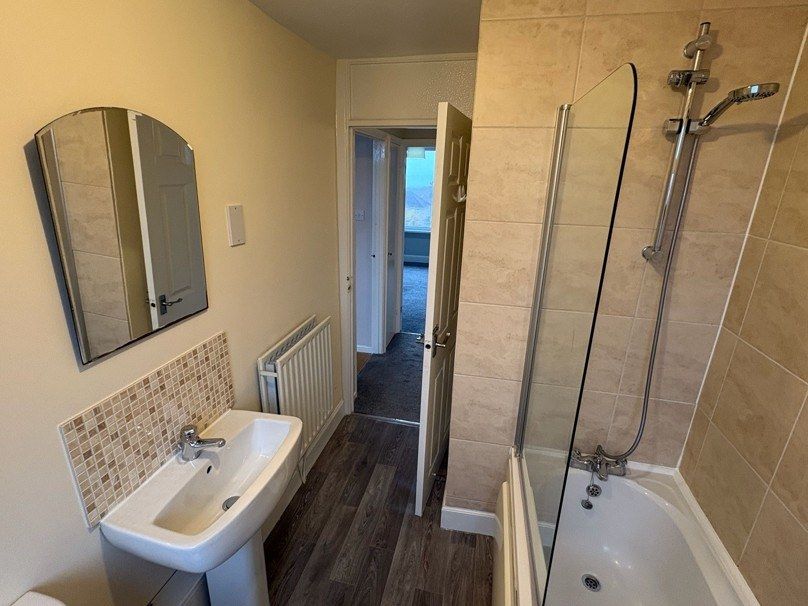 Property photo 2 of 11 Gallery