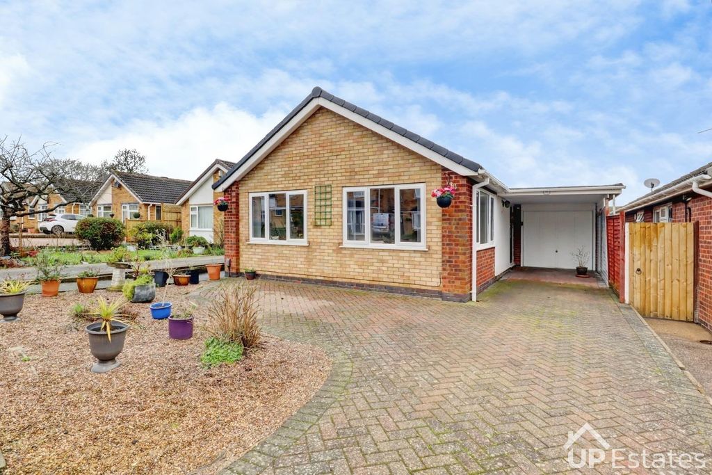 Property photo 1 of 14 Front Aspect