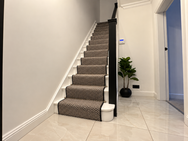 Property photo 3 of 20 Staircase