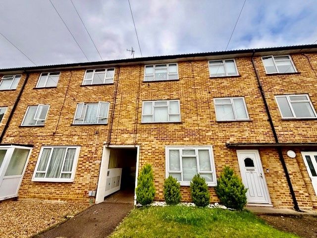Property photo 1 of 7 Bathroom