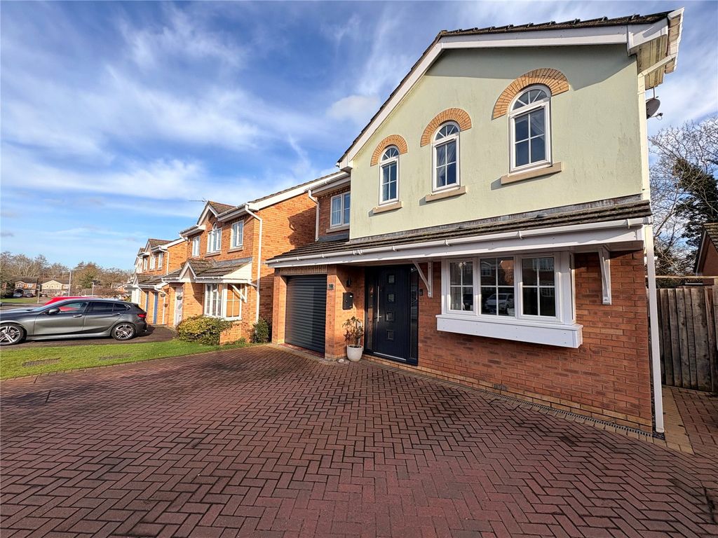 Property photo 1 of 29 Picture No. 37