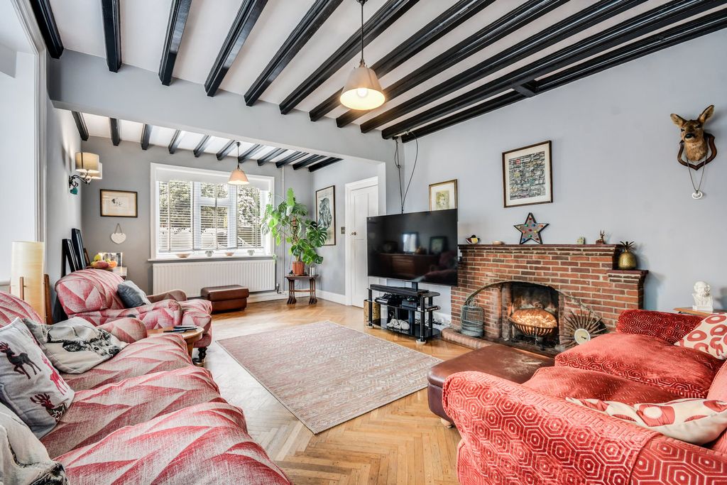 Property photo 3 of 29