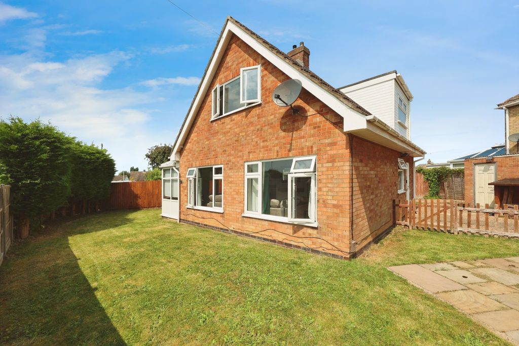 Property photo 1 of 16 4298461