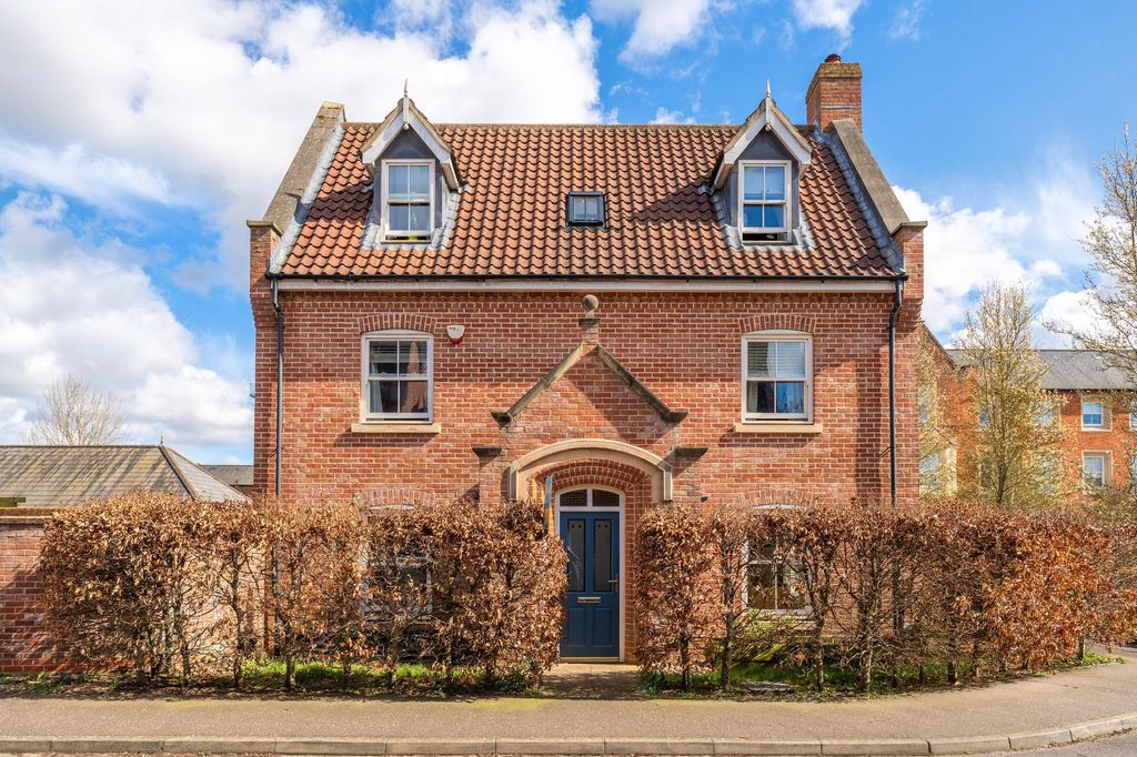 Property photo 1 of 30