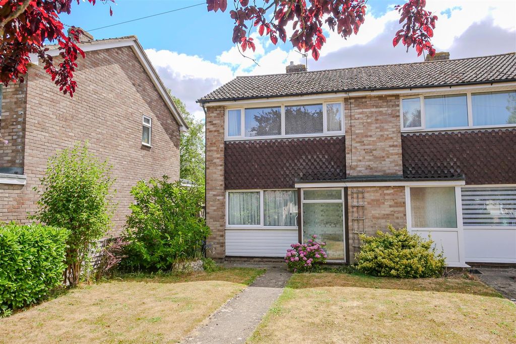 Property photo 1 of 14 Approach
