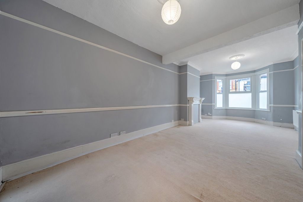 Property photo 2 of 24 1527933-3-6Abcf56...