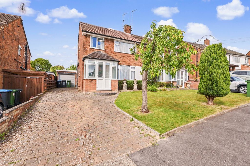 Property photo 1 of 18