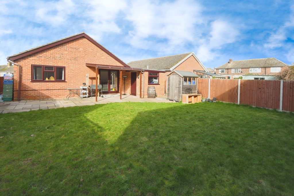 Property photo 3 of 14