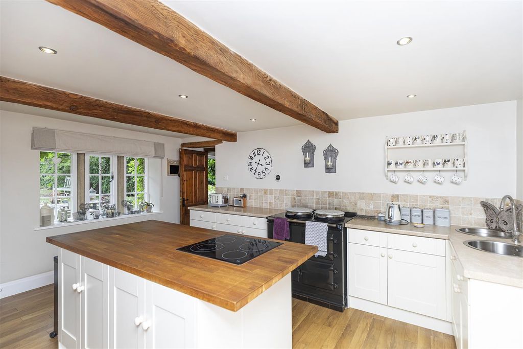 Additional image 20 of 4 bed cottage for saleGawthorpe Green Lane, Lepton, Huddersfield HD5