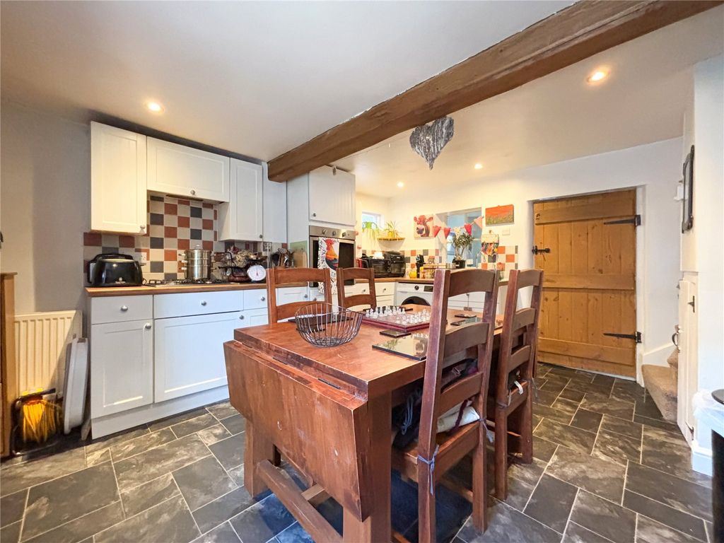 Property photo 3 of 24 Picture No. 18