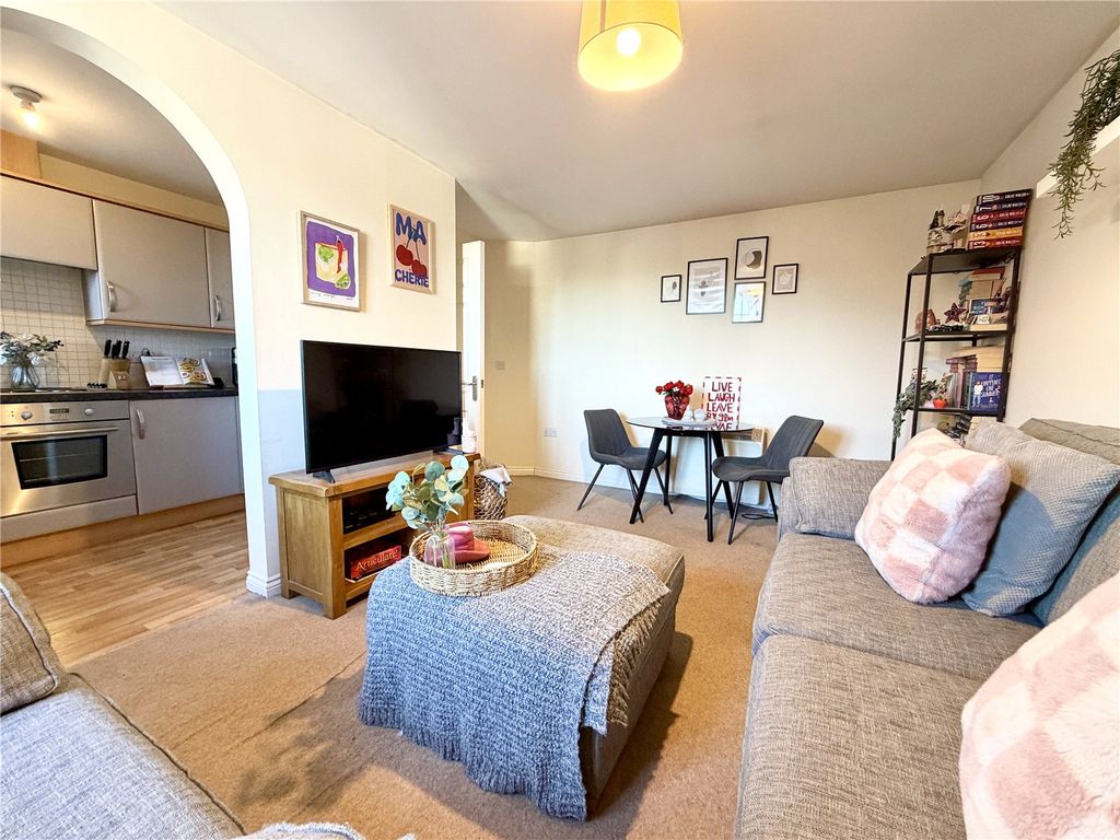 Property photo 2 of 12 Picture No. 07