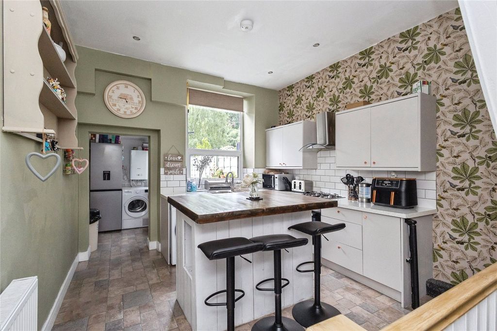 Property photo 1 of 18 Picture No. 08