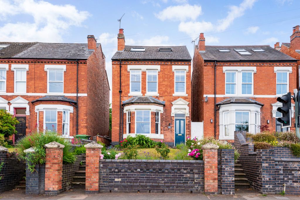 Property photo 1 of 24 Front Aspect