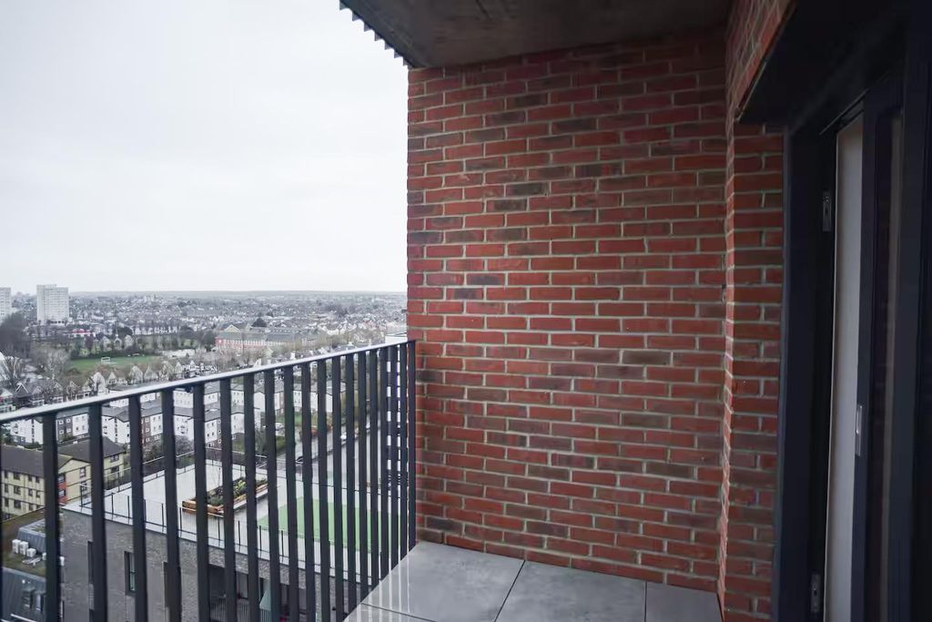 Property photo 3 of 15 9Bfcabd1-9471-435d-914d-Ed42Bb5393d4.Jpg