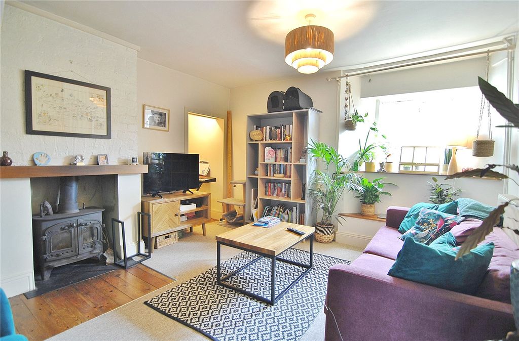 Property photo 2 of 11 Picture No. 21