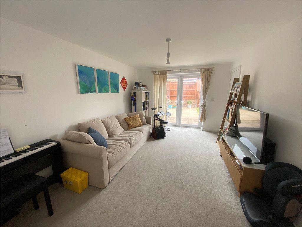 Property photo 3 of 12 Picture No. 05