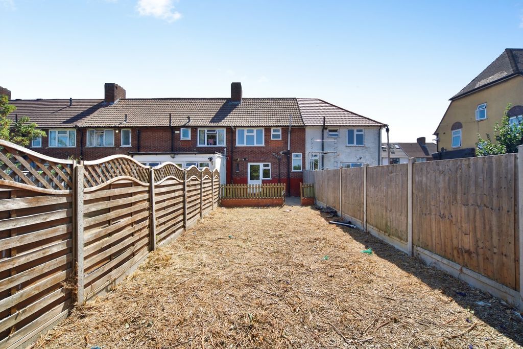 Property photo 3 of 9 Pbox-Img.Jpg