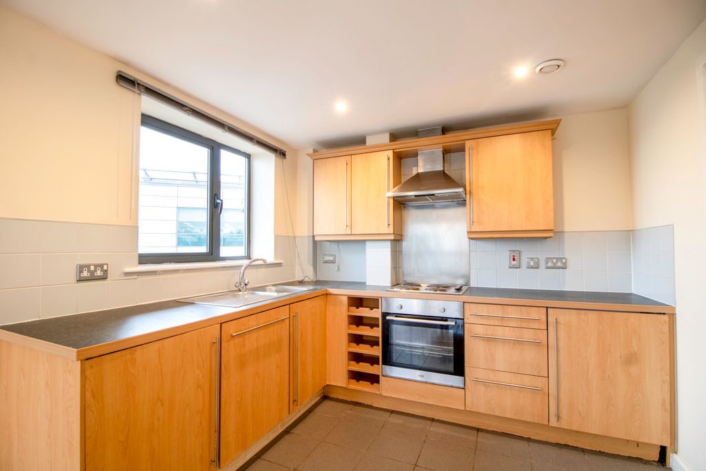 Property photo 2 of 11 Jpg