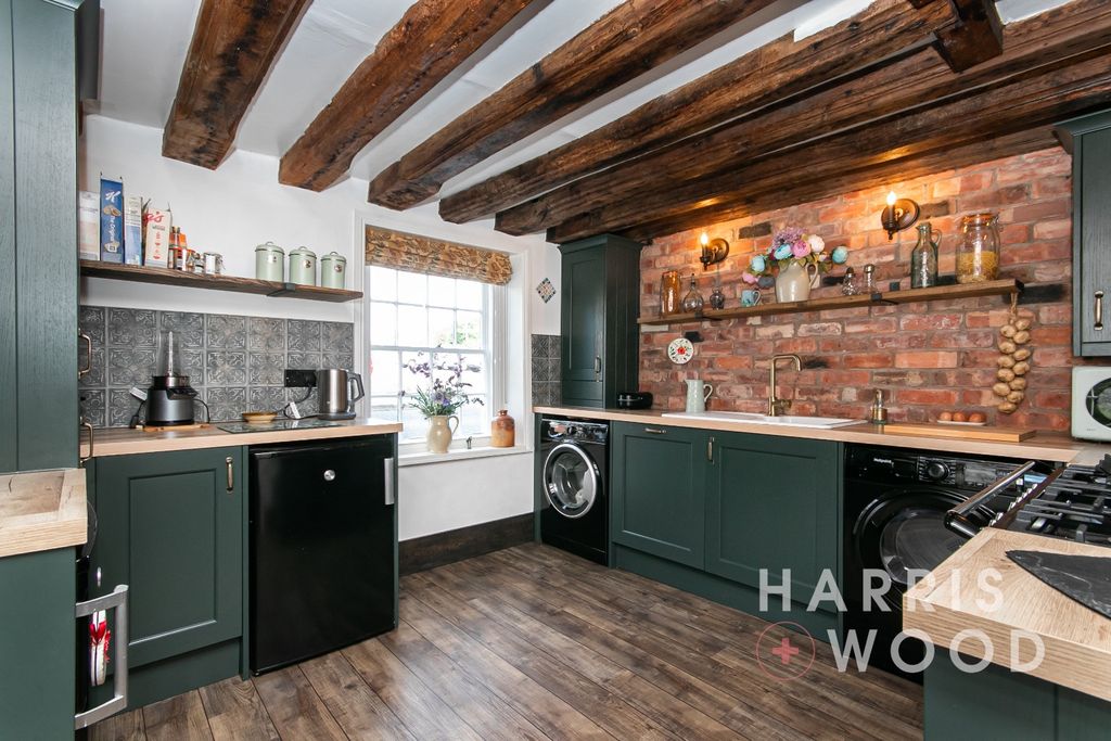 Property photo 2 of 36 4621594