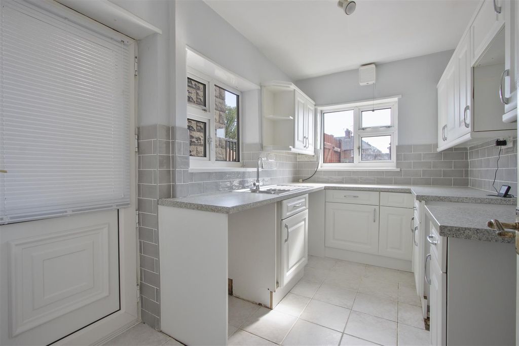 Property photo 2 of 13 Kitchen