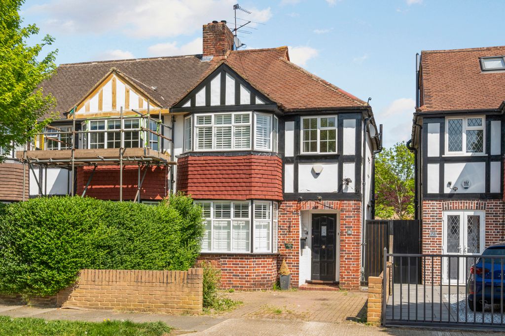 Property photo 1 of 21 Picture No. 17