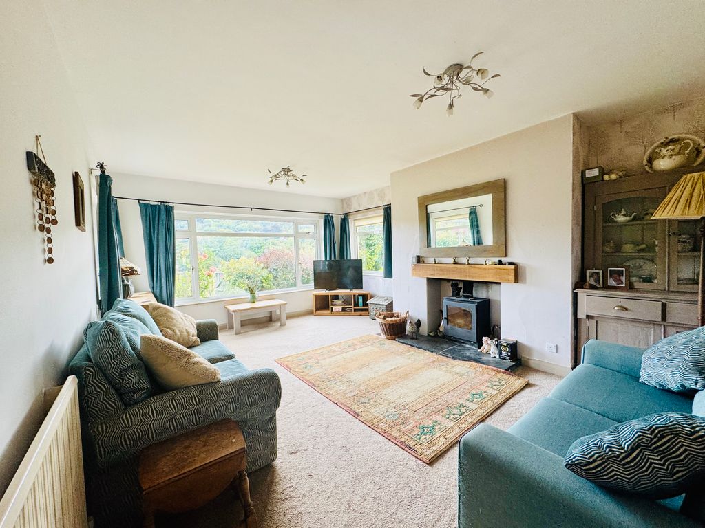 Property photo 3 of 21 Sitting Room 1