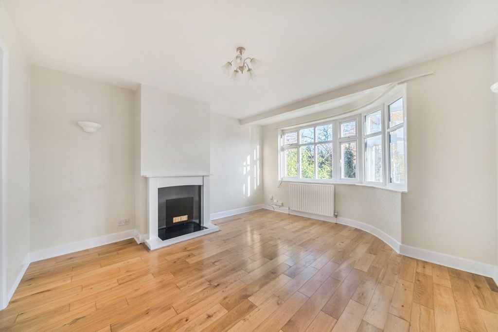 Property photo 2 of 10 Reception