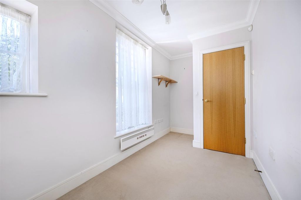Property photo 2 of 12 55019-Hi-Res (2).Jpg